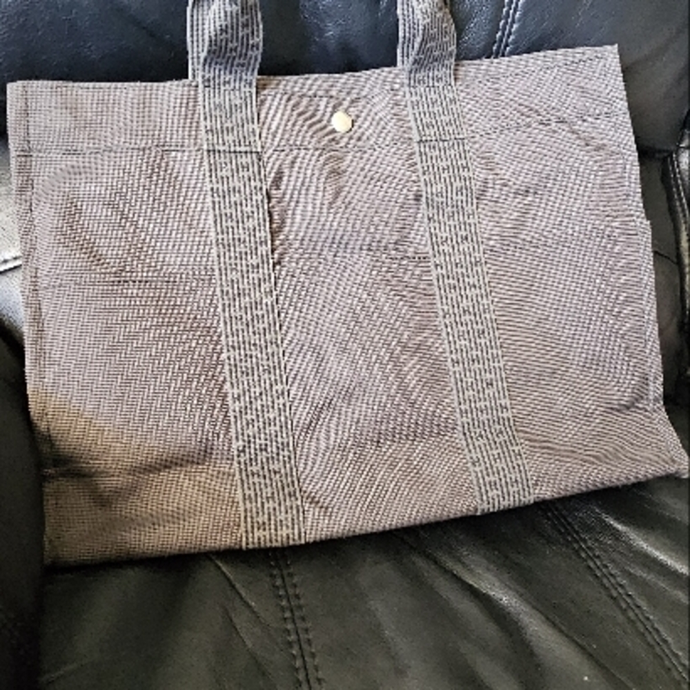 Elegant Gray Men's Tote Bag